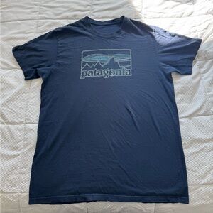 Patagonia T-Shirt🏔️